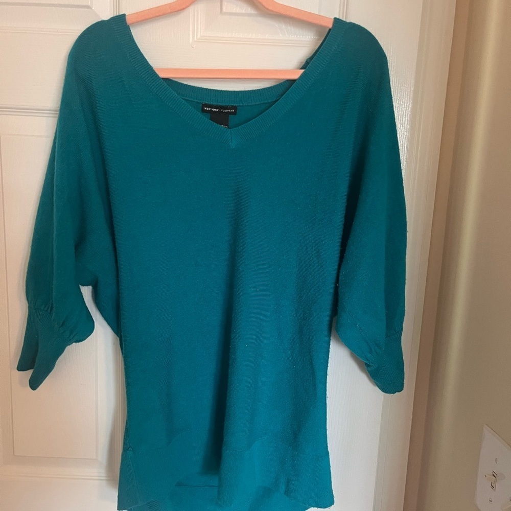 New York & Company Teal Sweater size medium very comfy